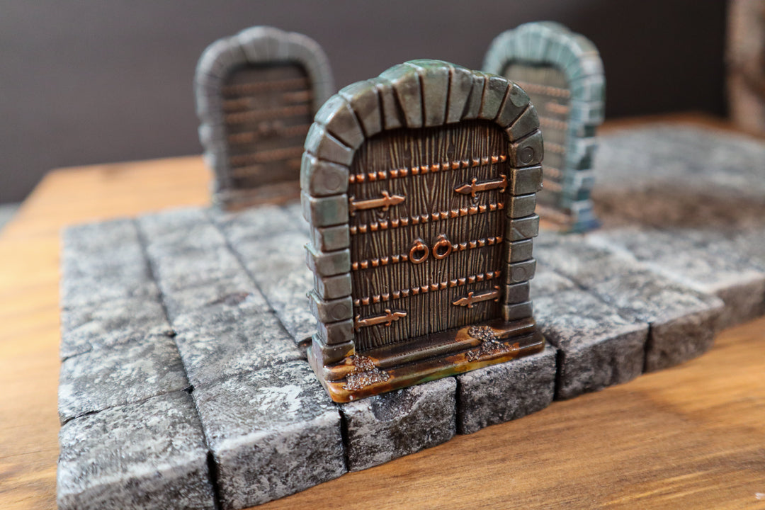 Dungeon Doors (x4) - Miniature Hand painted