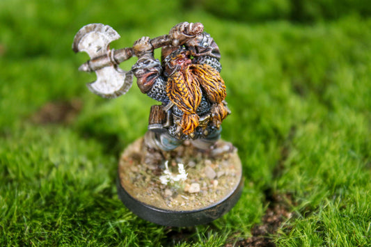 Dwarf - Zealot Miniatures