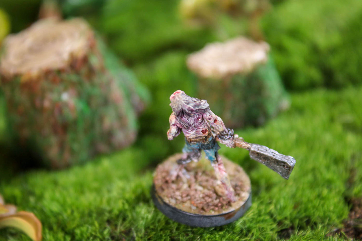 Zombie - Zealot Miniatures.