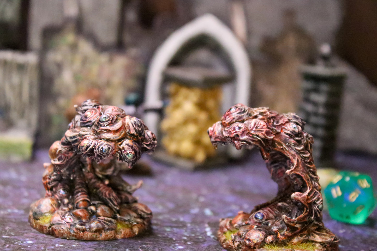 pair of Gibbering mounds/ Shoggoth (Cthulhu Wars) handpainted RPG miniatures