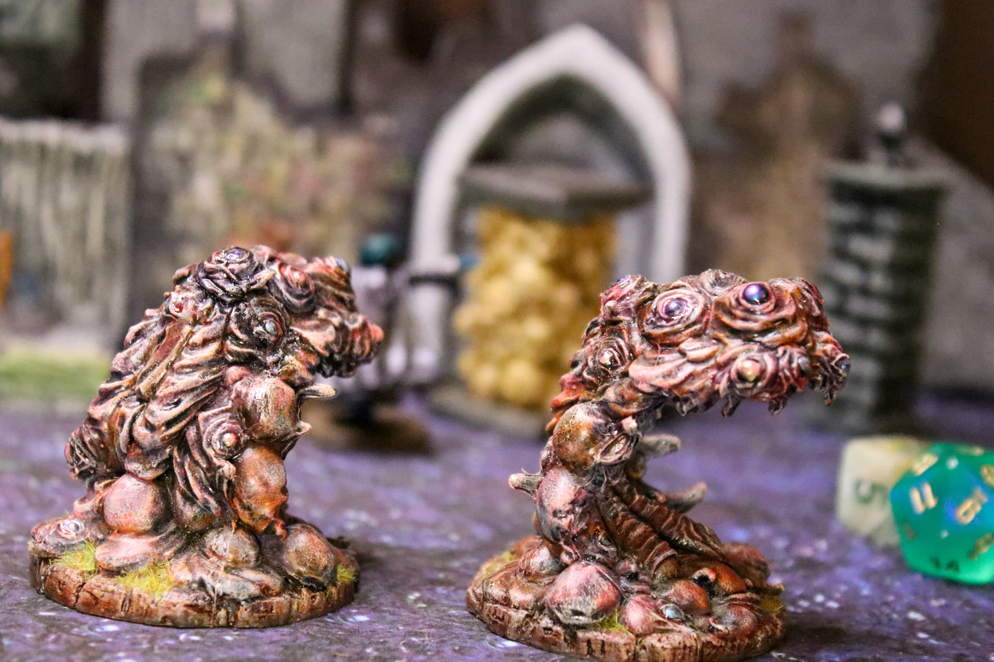 pair of Gibbering mounds/ Shoggoth (Cthulhu Wars) handpainted RPG miniatures