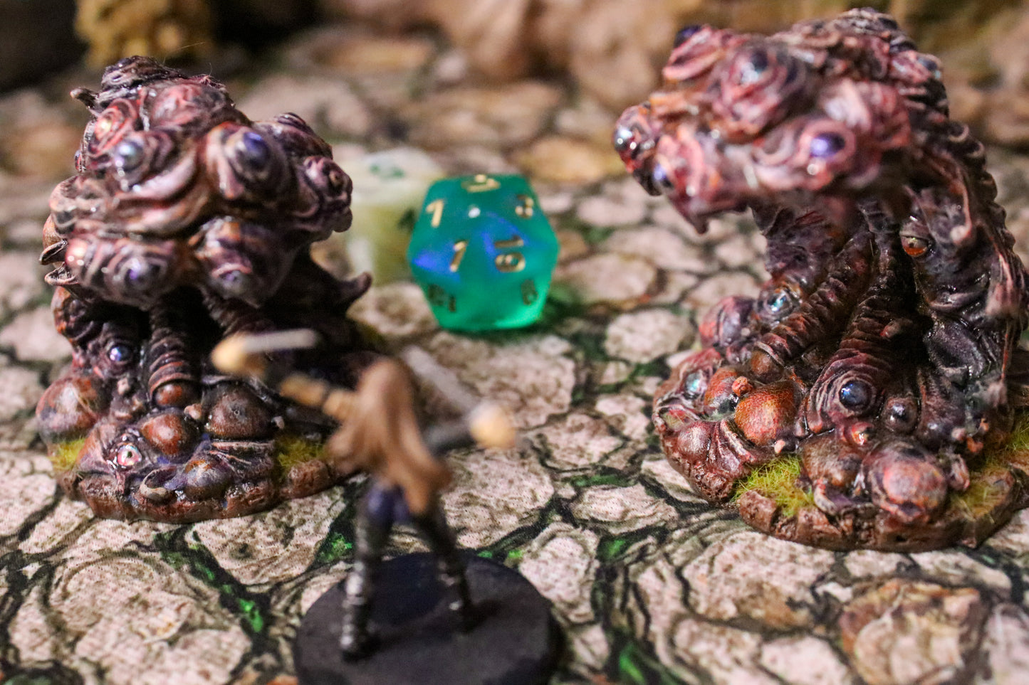 pair of Gibbering mounds/ Shoggoth (Cthulhu Wars) handpainted RPG miniatures